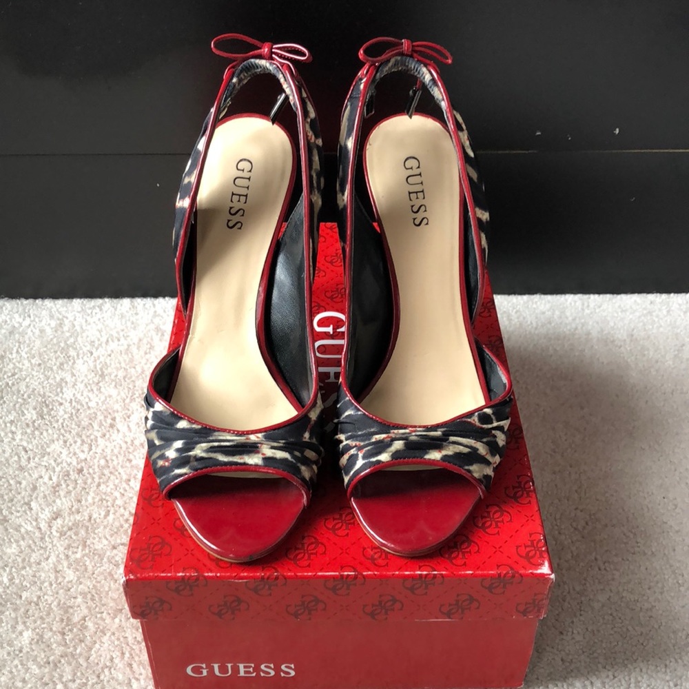 Guess Gwelegent2 Red & Black Slingback Heels 8.5